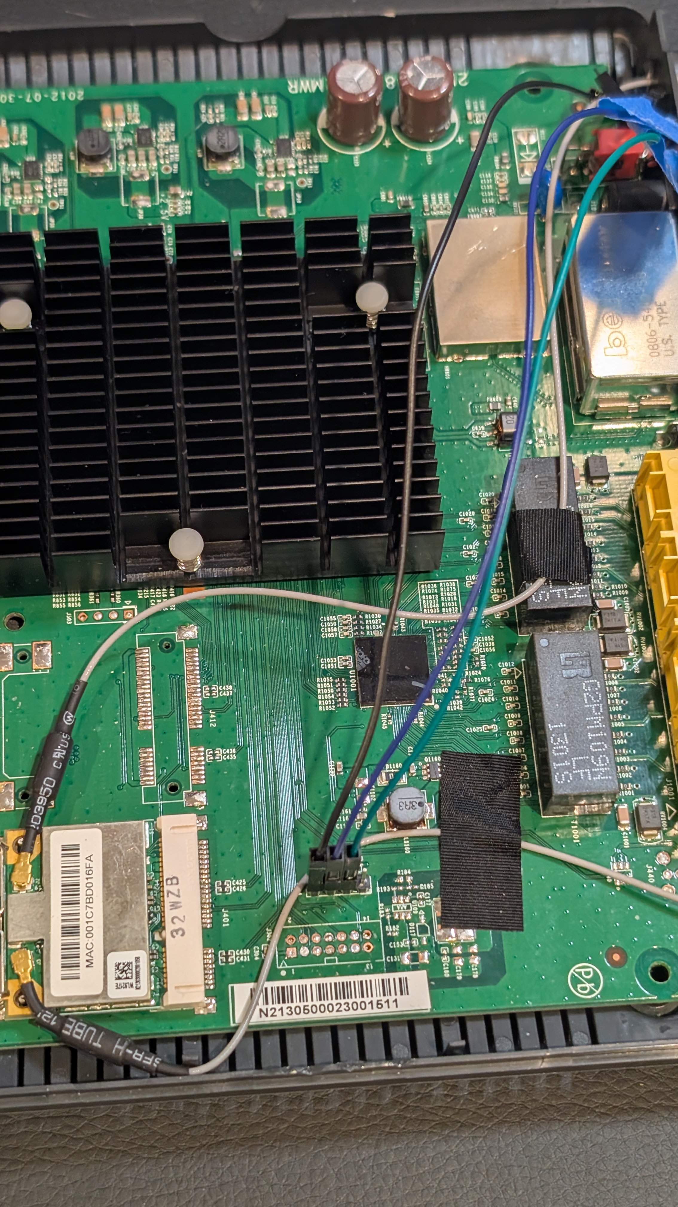 UART headers on the BCM3383 PCB